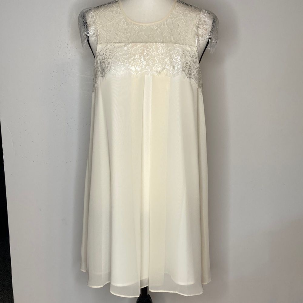 BCBGeneration Dress Ivory Chiffon with Lace Details Baby Doll Dress